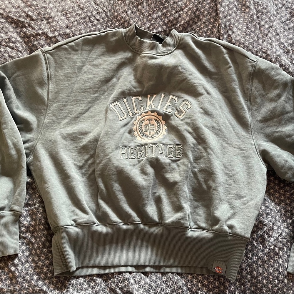 Dickies Heritage Olive Crewneck Cropped Sweatshirt